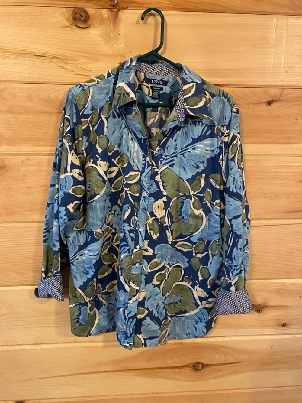 $16-sz. 1x Chaps Blue & Olive Tropical Print Button-Down Shirt